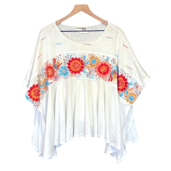 Savanna Jane Embroidered Poncho Top White Size S/M - Picture 3 of 9